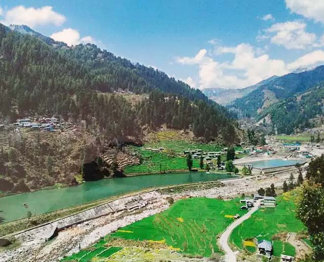 places with your partner for a romantic trip inside 