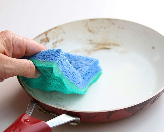 things you should clean every single day inside 