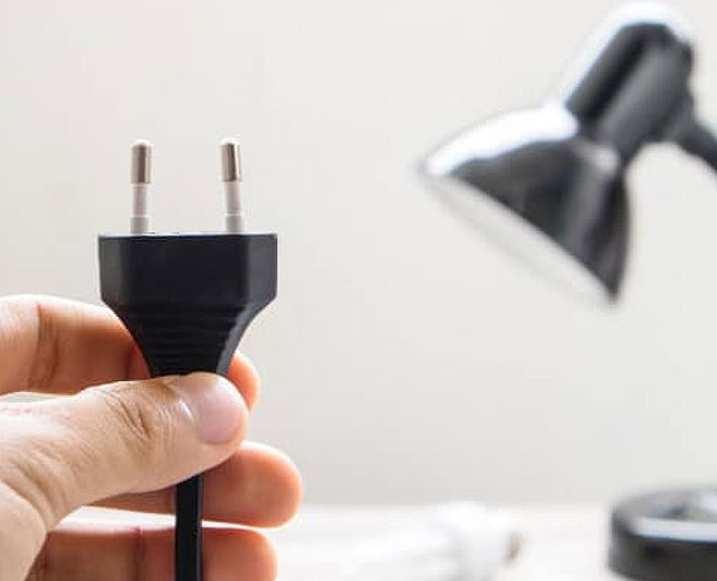 tricks and tips for saving electricity at home inside 