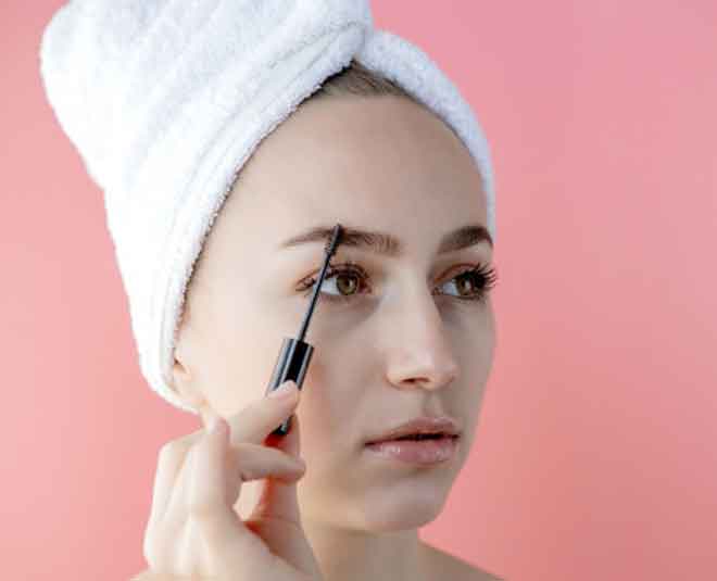 amazing use of mascara wands Inside