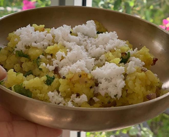 celebrity nutritionist rujuta diwekar meal plan