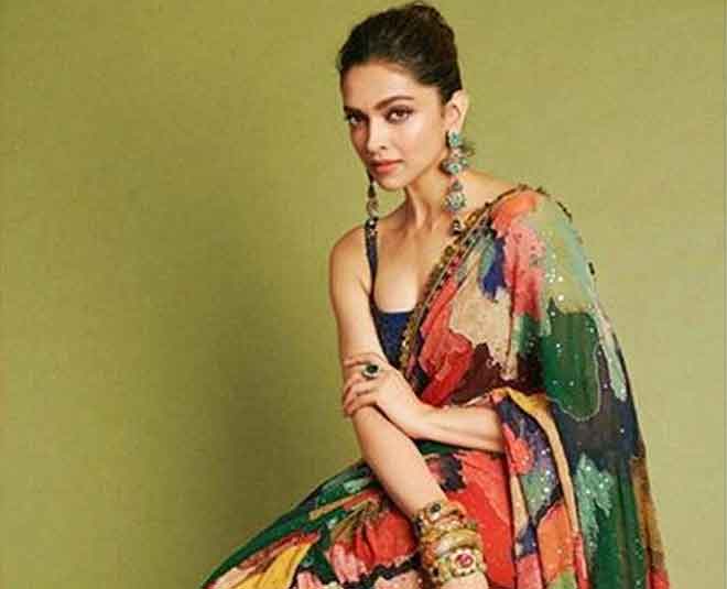 Deepika Padukone To Kareena Kapoor: Celeb-Approved Hand Painted Sarees ...