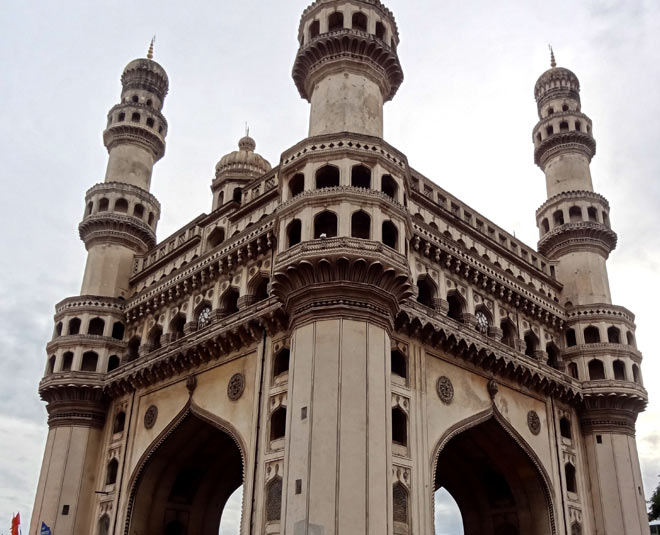 इंडो-इस्लामिक कला को दिखाता चार मीनार char minar world art day