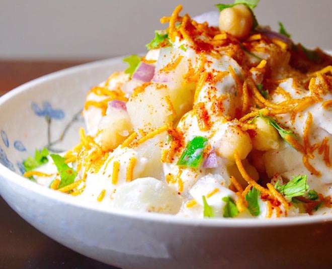 dahi aloo chat