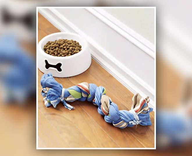 diy old towels dog toy