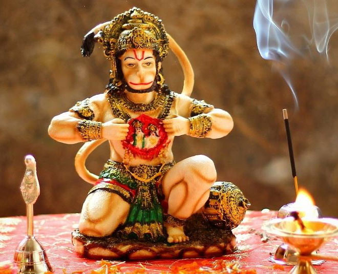 Hanuman Jayanti 2020: How To Worship Lord Hanuman At Home And Seek His  Blessings