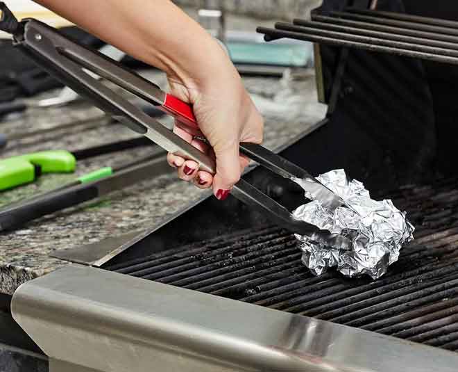 how to easy clean Barbecue Grill Inside