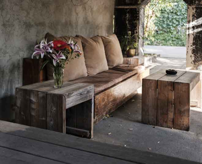 never clean with water in your house Inside