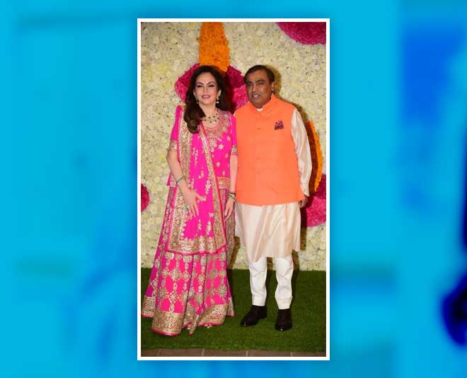 nita ambani pink saree