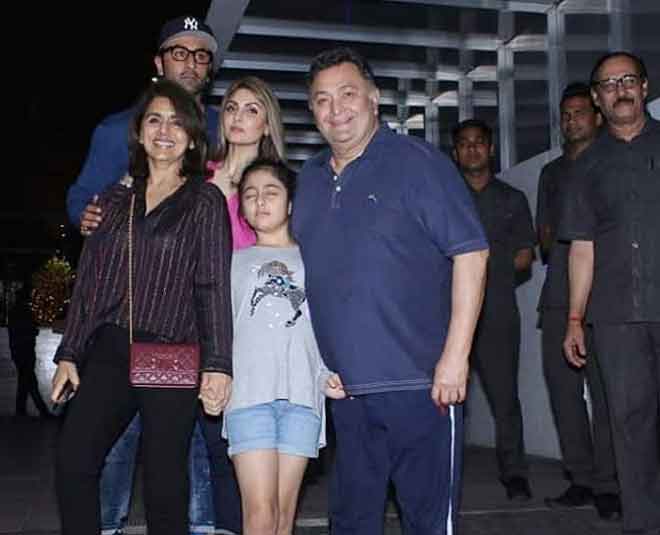 आखिरी आउटिंग की तस्वीर- rishi kapoor last family outing
