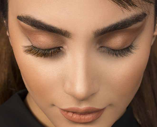  how apply matte eye shadow like pro inside