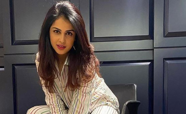 जेनेलिया डिसूजा ने किस उम्र में काम करना शुरू कर दिया था ? genelia dsouza birthday special tips