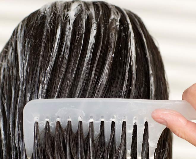 mask made of milk and honey hair