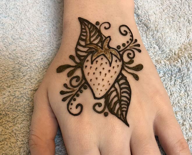 Hunting Mehendi Designs For Kids? Take Your Pick From These Cool Options |  HerZindagi