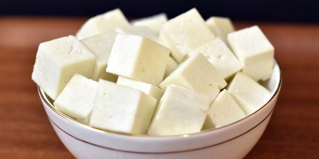 Here Is Why You Should Have Raw Paneer For Breakfast