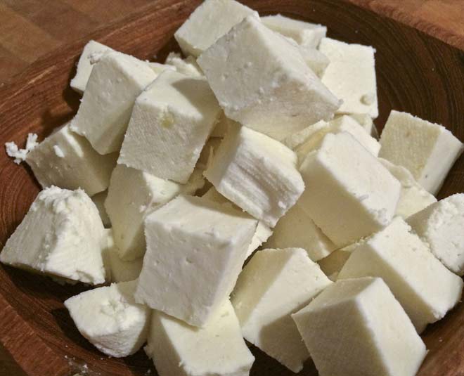 here-is-why-you-should-have-raw-paneer-for-breakfast-herzindagi