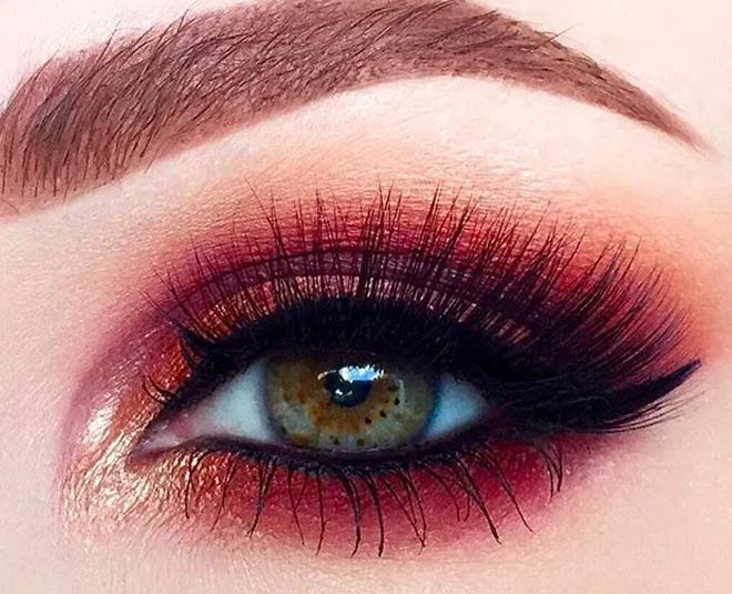 red eye shadow inside 