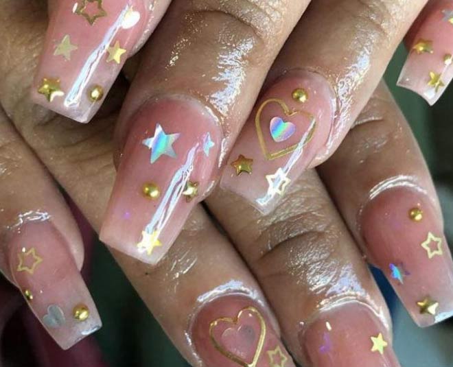 star nail art ideas you can try inside 