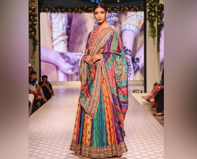 Multi Colour Mehndi Thread Designer Lehenga Choli, Multi Colour Mehndi  Thread Designer Lehengas and Multi Colour Mehndi Thread Ghagra Chaniya  Cholis online shopping