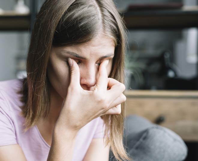 covid new symptom eyes