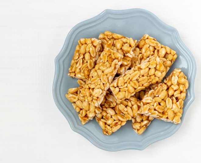 gur patti in winter inside 