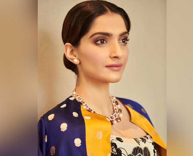 hairstyling ideas when wearing a gown inside 