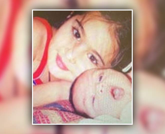 इब्राहिम अली खान ibrahim ali khan first photo