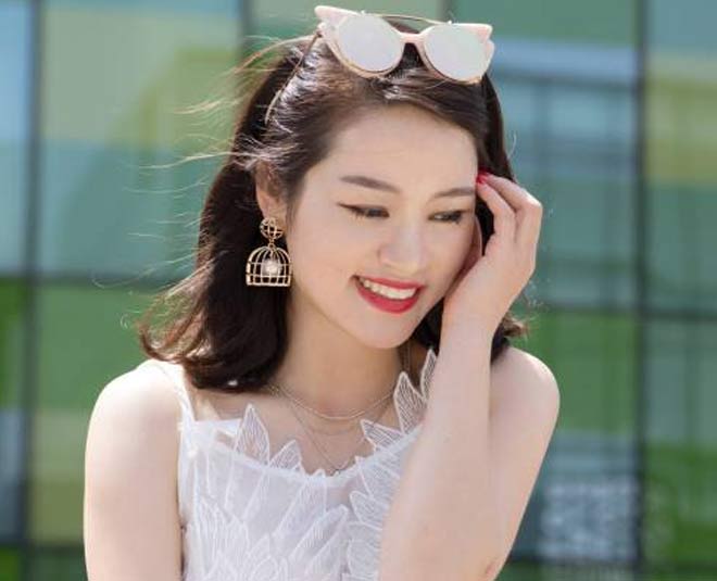 Try This Haircare Routine To Get Glossy Hair Just Like Koreans HerZindagi