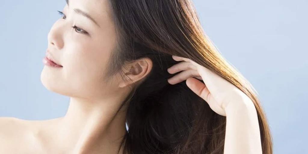 Try This Haircare Routine To Get Glossy Hair Just Like KoreansTry This