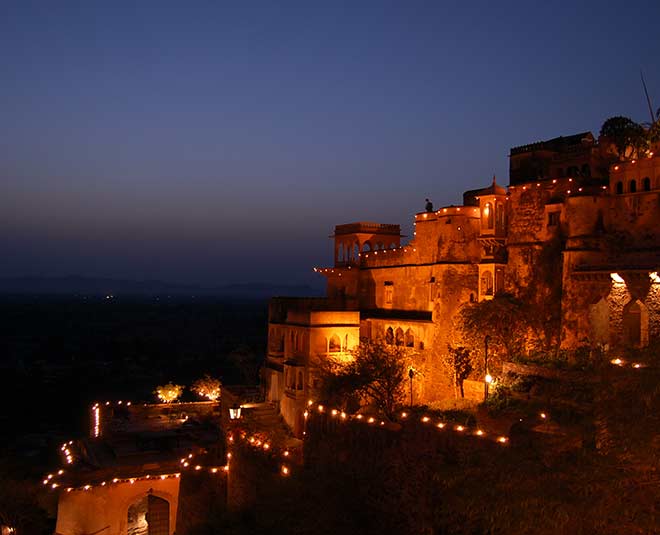 neemrana fort palace