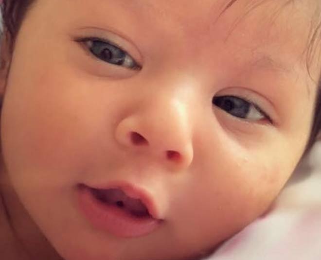 इनाया नाओमी खेमू new born inaya