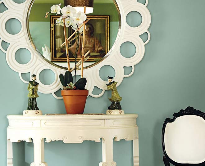 paint colours for smaller rooms mint green