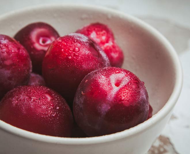 plum for blood benefits