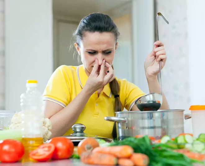 remove kitchen smells during winter season inside  ()