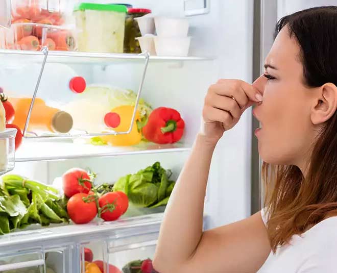 remove kitchen smells during winter season inside 