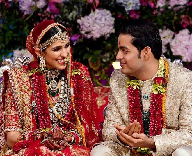 Akash Ambani And Shloka Mehta shloka akash wedding pics