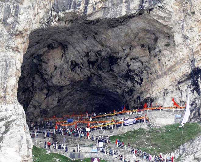 Start Booking For The 42 Day Long Amarnath Yatra On June 23! 