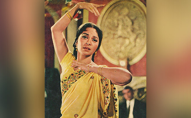 Birthday Special Waheeda Rehman How Much Do You Know About Yesteryear Cctress