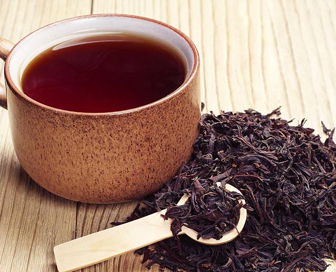 Get Rid Of Grey Hair With These 4 Black Tea Remedies | HerZindagi