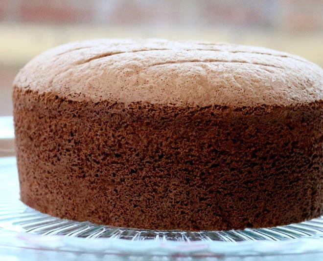 Prepare This Heavenly Cocoa Sponge Cake At Home With This Easy-Peasy ...