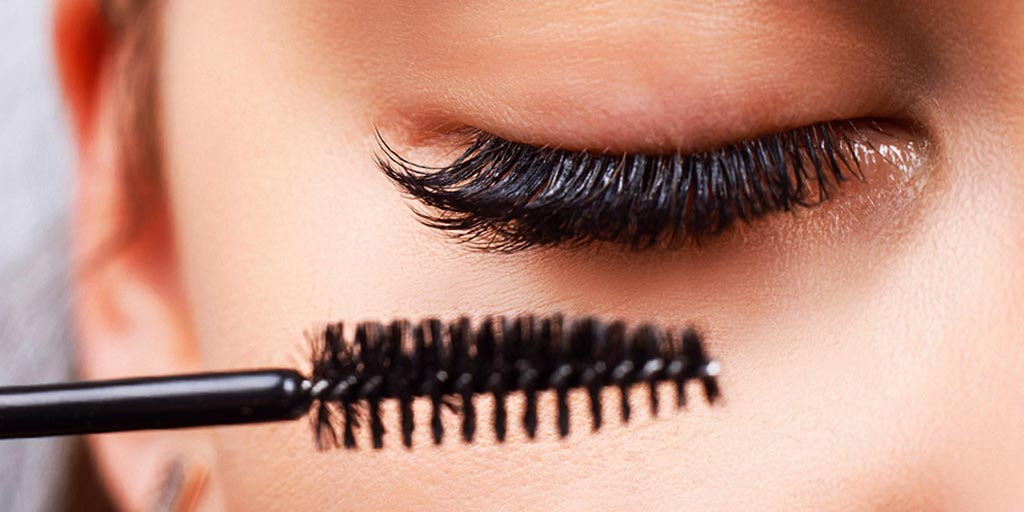 how to make lash extensions look more natural