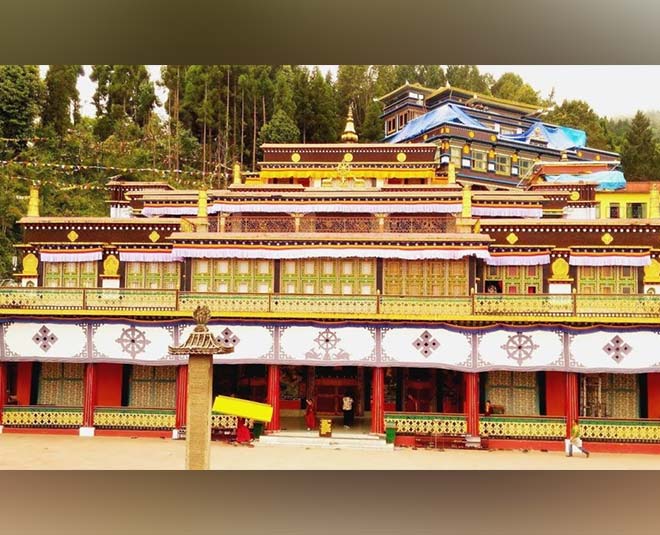 gangtok sikkim  best travel destinations inside 