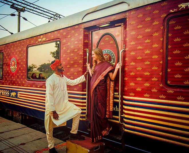 most luxurious trains of india maharaja express