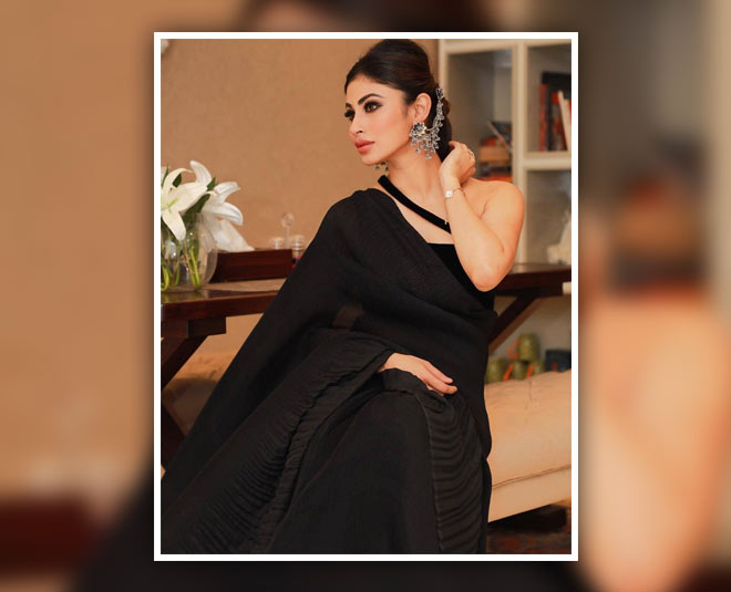 mouni roy in black stylish look
