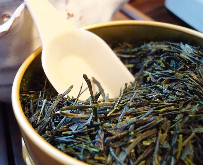 sencha tea health benefits for glowing skin