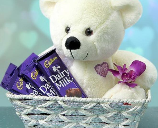 teddy and chocolate day gifting