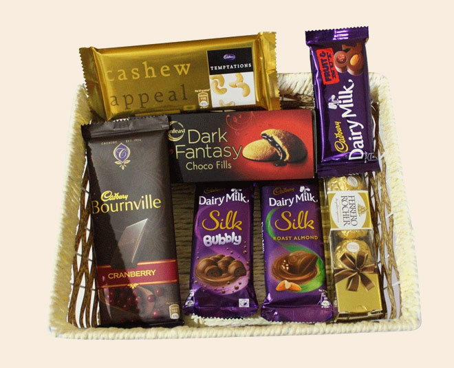 women day gift ideas chocolate box