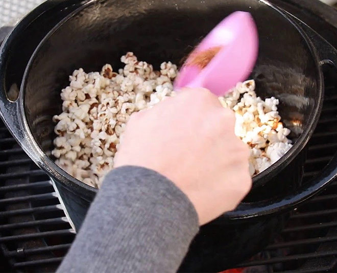How To Make Barbecue Popcorn At Home In Just THREE Steps!
