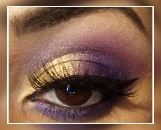 golden eyeshadow for party touch