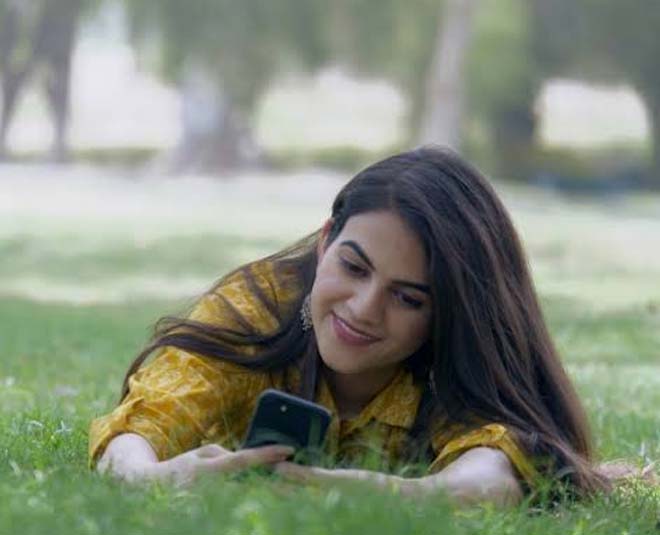 good deeds to make you feel happy change attitude